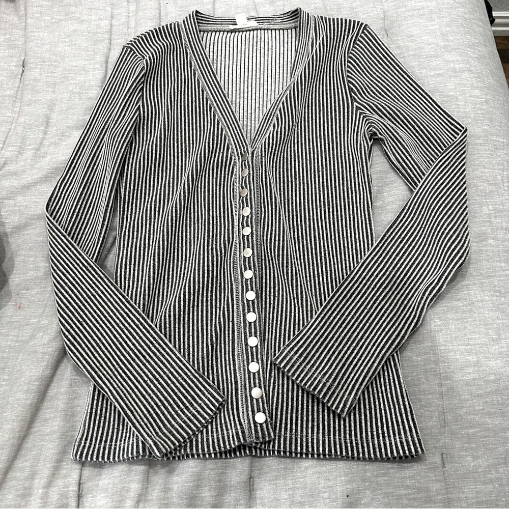 Zenana Outfitters Womens Striped Longsleeve Button Down Top Size Medium